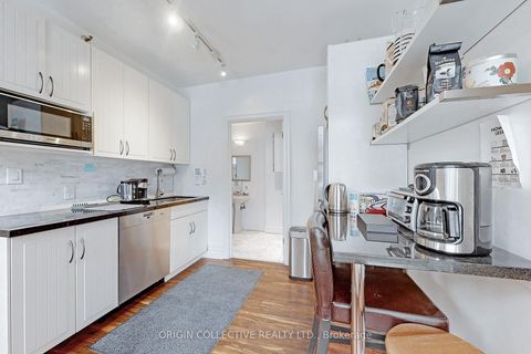 Photo 15 at 1 - 17 Isabella Street, Yonge Corridor, Toronto