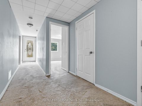 Photo 20 at 5 Coates Crescent, Oak Ridges Lake Wilcox, Richmond Hill