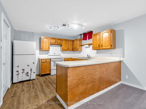 Photo 24 at 5 Coates Crescent, Oak Ridges Lake Wilcox, Richmond Hill