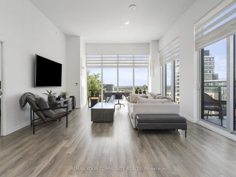 Photo 15 at 1012 - 99 Eagle Rock Way, Rural Vaughan, Vaughan