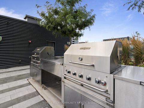 Photo 37 at 1012 - 99 Eagle Rock Way, Rural Vaughan, Vaughan