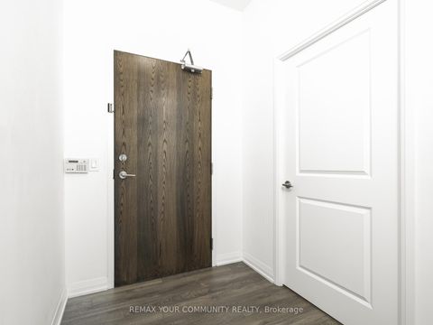 Photo 49 at 1012 - 99 Eagle Rock Way, Rural Vaughan, Vaughan