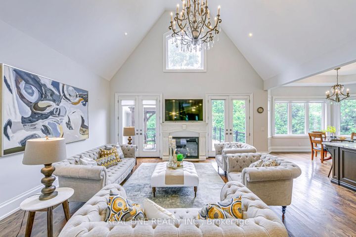 Photo 8 at 332 Sawyer Road, WO West, Oakville