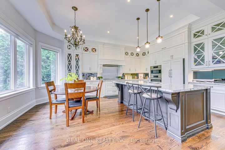 Photo 11 at 332 Sawyer Road, WO West, Oakville