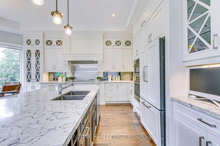 Photo 14 at 332 Sawyer Road, WO West, Oakville