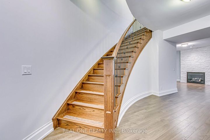 Photo 30 at 332 Sawyer Road, WO West, Oakville