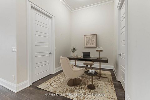 Photo 6 at 112 - 7 Bond Crescent, Oak Ridges, Richmond Hill