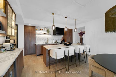 Photo 8 at 605 - 38 Cameron Street, Chinatown, Toronto