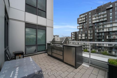 Photo 18 at 605 - 38 Cameron Street, Chinatown, Toronto