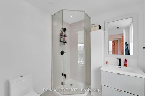 Photo 39 at 605 - 38 Cameron Street, Chinatown, Toronto