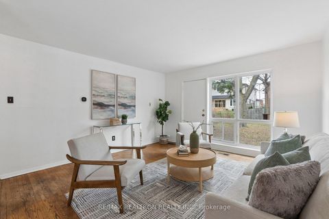 Photo 6 at 56 Green Bush Road, Newtonbrook West, Toronto