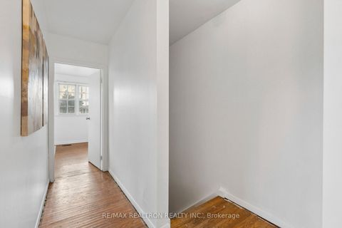 Photo 23 at 56 Green Bush Road, Newtonbrook West, Toronto