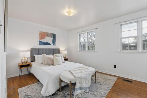 Photo 25 at 56 Green Bush Road, Newtonbrook West, Toronto