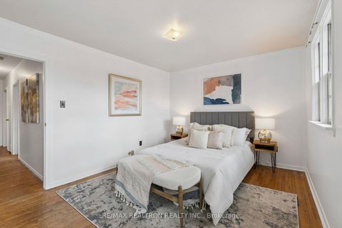 Photo 27 at 56 Green Bush Road, Newtonbrook West, Toronto