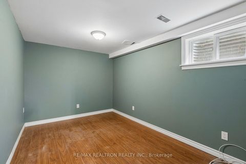 Photo 36 at 56 Green Bush Road, Newtonbrook West, Toronto