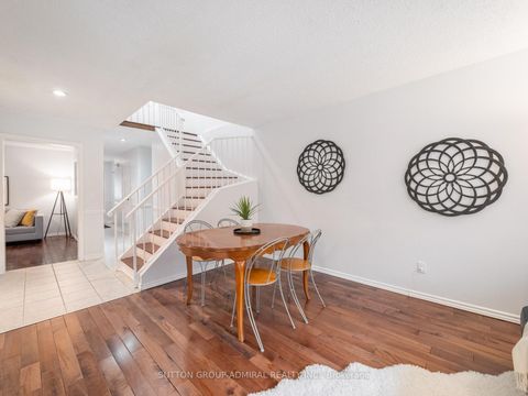 Photo 6 at 218 Mullen Drive, Brownridge, Vaughan