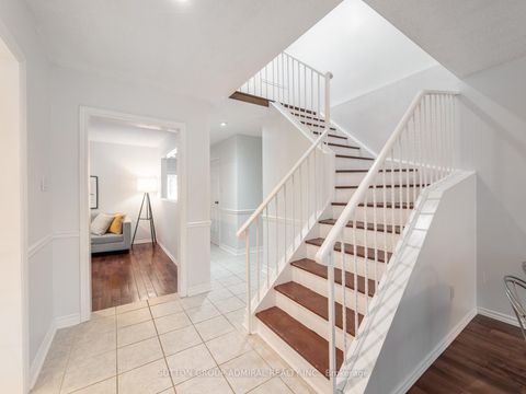 Photo 15 at 218 Mullen Drive, Brownridge, Vaughan