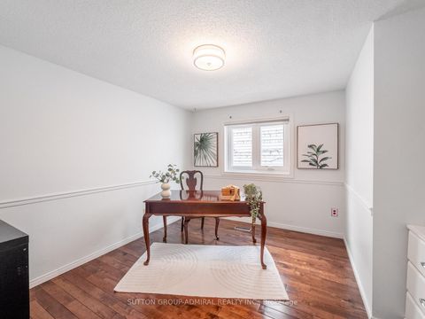 Photo 18 at 218 Mullen Drive, Brownridge, Vaughan