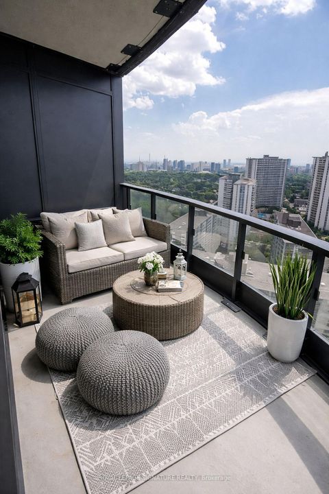 Photo 4 at 2722 - 585 Bloor Street E, North St. James Town, Toronto