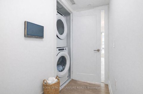 Photo 10 at 2722 - 585 Bloor Street E, North St. James Town, Toronto