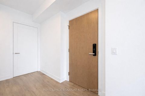 Photo 12 at 2722 - 585 Bloor Street E, North St. James Town, Toronto