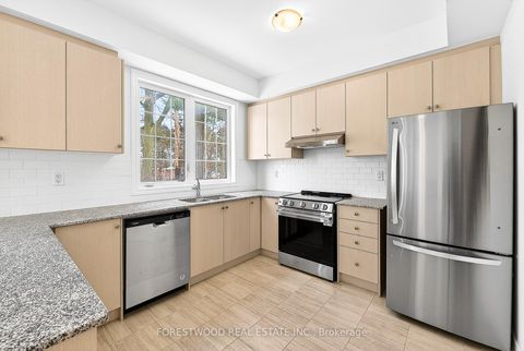 Photo 11 at 17 Deer Creek Court, Centennial Scarborough, Toronto