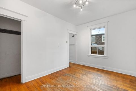 Photo 3 at 259 Milverton Boulevard, Danforth, Toronto