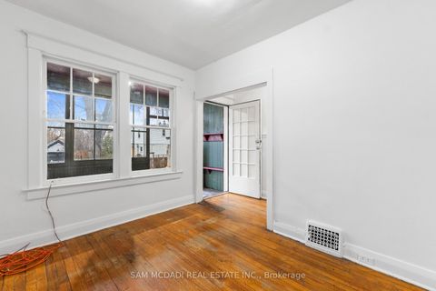 Photo 5 at 259 Milverton Boulevard, Danforth, Toronto