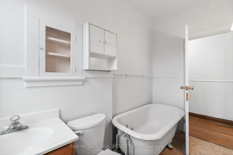 Photo 11 at 259 Milverton Boulevard, Danforth, Toronto