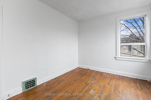 Photo 20 at 259 Milverton Boulevard, Danforth, Toronto