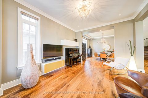 Photo 5 at 229 Hunterwood Chase, Rural Vaughan, Vaughan