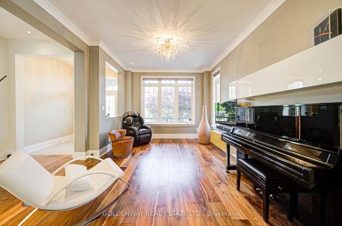 Photo 7 at 229 Hunterwood Chase, Rural Vaughan, Vaughan