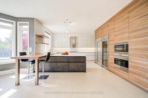 Photo 12 at 229 Hunterwood Chase, Rural Vaughan, Vaughan