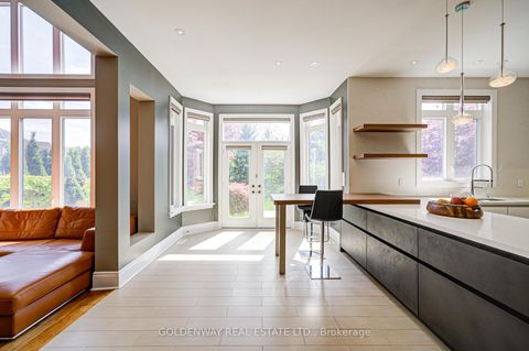 Photo 14 at 229 Hunterwood Chase, Rural Vaughan, Vaughan