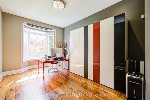 Photo 19 at 229 Hunterwood Chase, Rural Vaughan, Vaughan