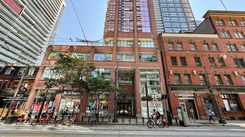 Photo 2 at 703 - 393 King Street W, Waterfront Communities C1, Toronto