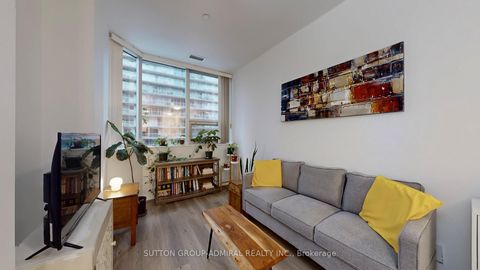 Photo 19 at 703 - 393 King Street W, Waterfront Communities C1, Toronto