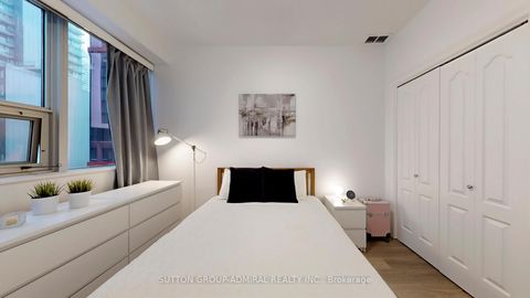 Photo 26 at 703 - 393 King Street W, Waterfront Communities C1, Toronto