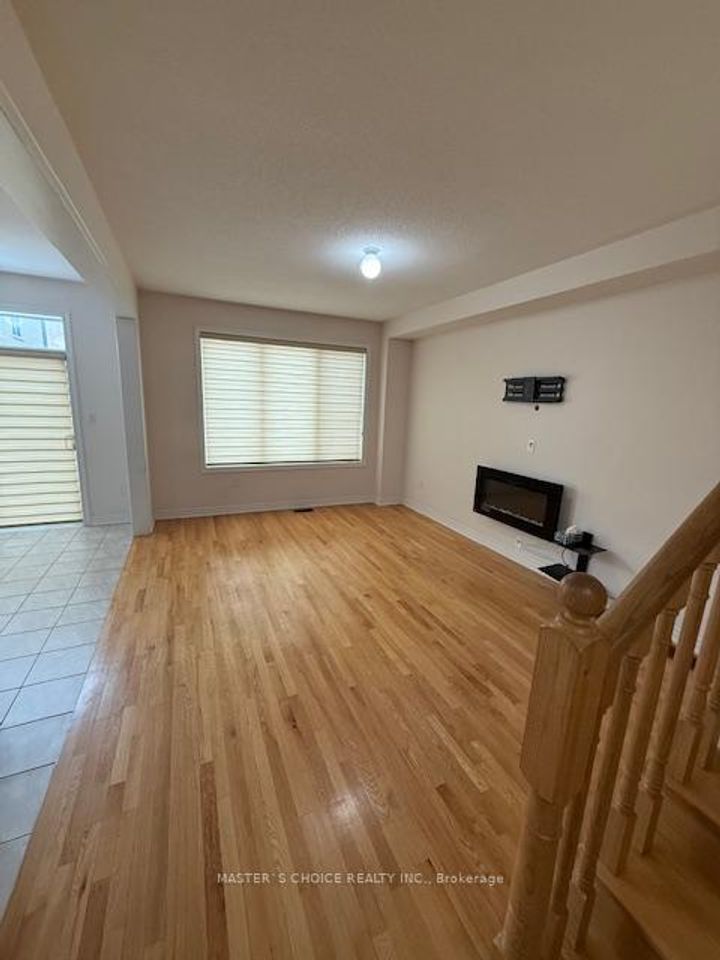 Photo 3 at 56 Clunburry Road, Northwest Brampton, Brampton