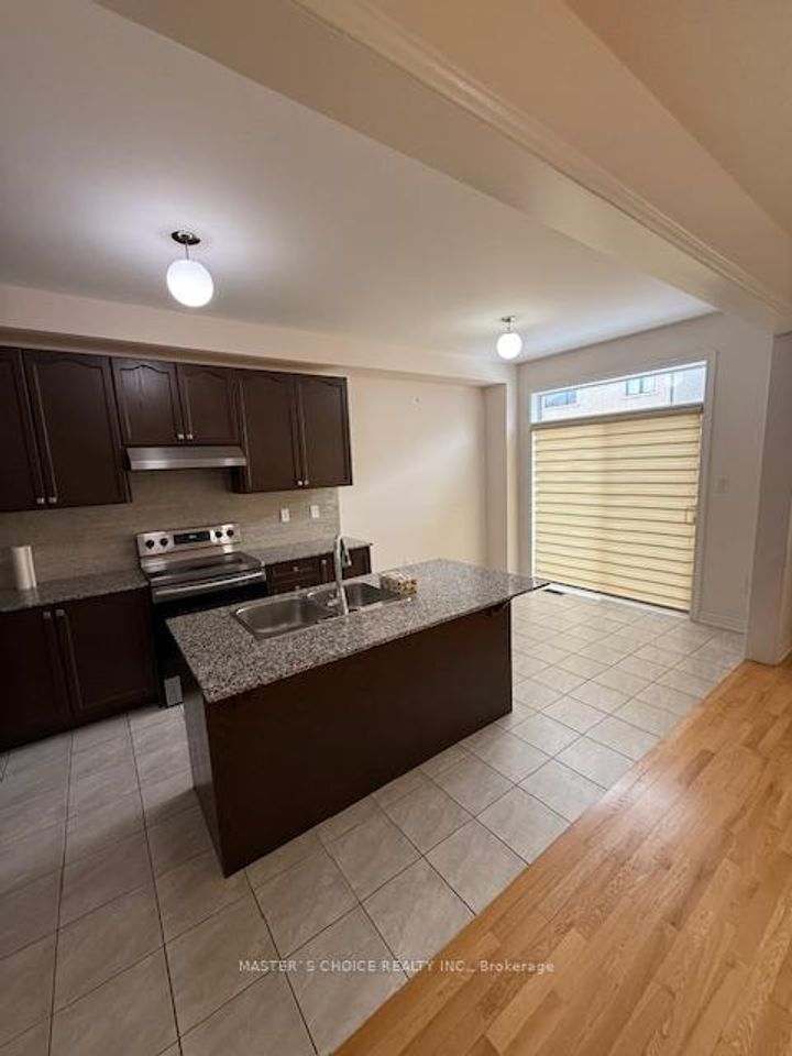 Photo 5 at 56 Clunburry Road, Northwest Brampton, Brampton