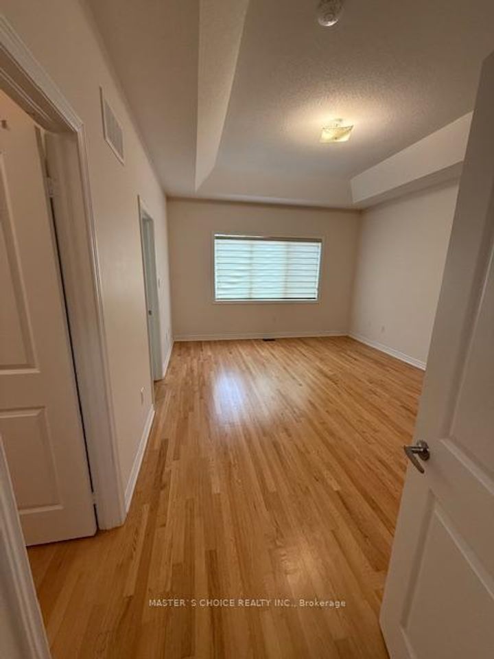 Photo 8 at 56 Clunburry Road, Northwest Brampton, Brampton