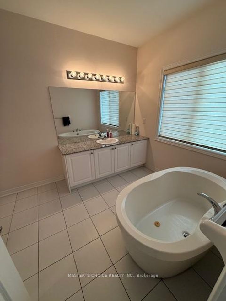 Photo 10 at 56 Clunburry Road, Northwest Brampton, Brampton