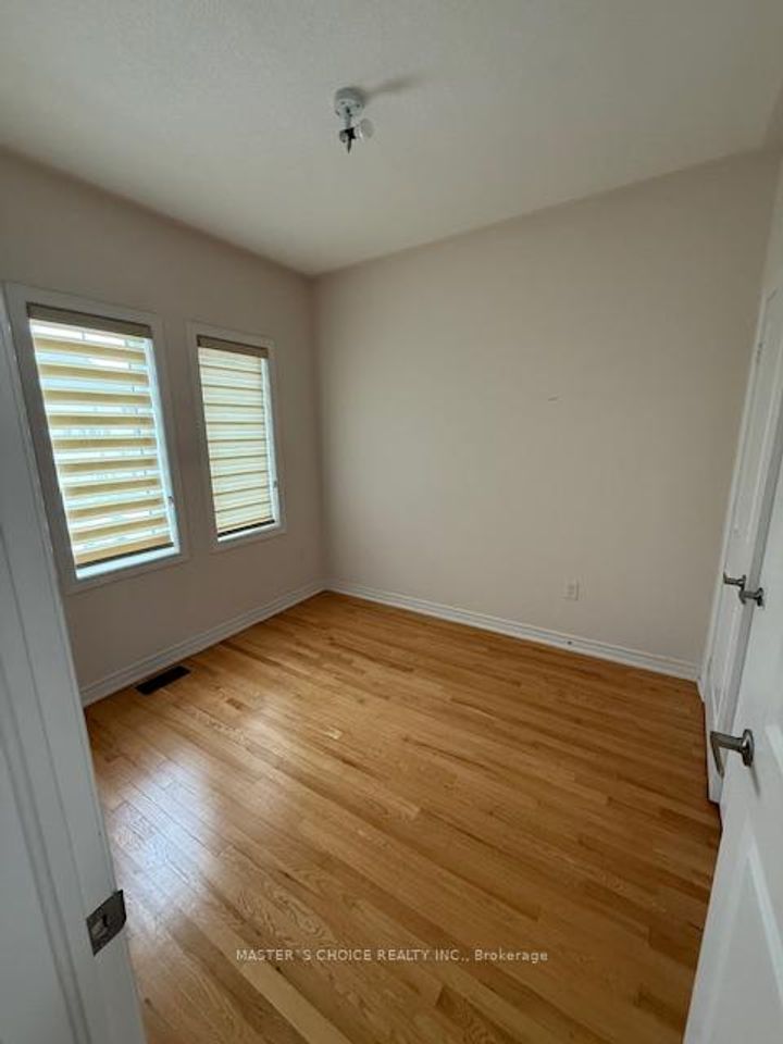 Photo 11 at 56 Clunburry Road, Northwest Brampton, Brampton