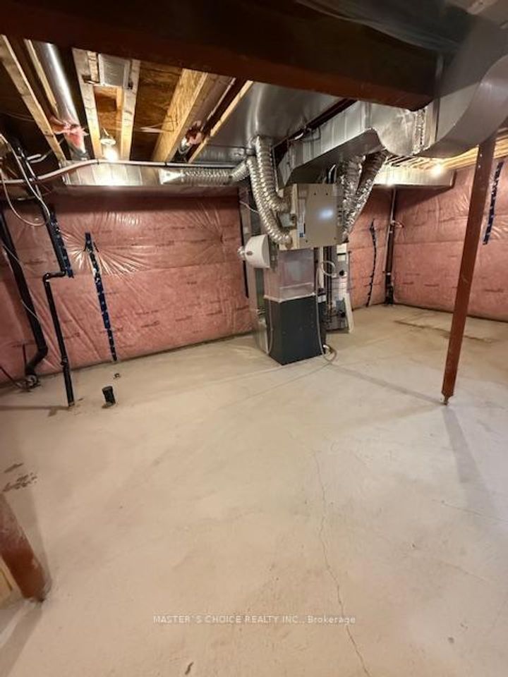 Photo 16 at 56 Clunburry Road, Northwest Brampton, Brampton