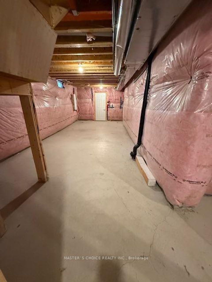 Photo 17 at 56 Clunburry Road, Northwest Brampton, Brampton