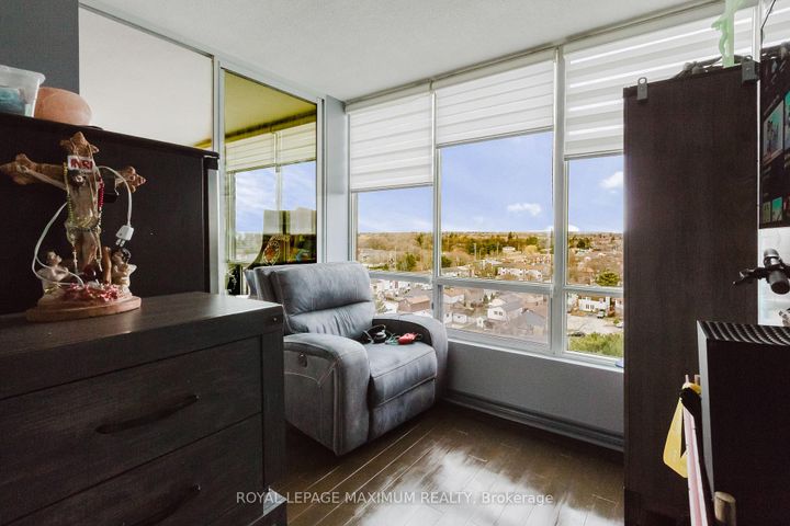 Photo 18 at 1101 - 26 Hanover Road, Queen Street Corridor, Brampton