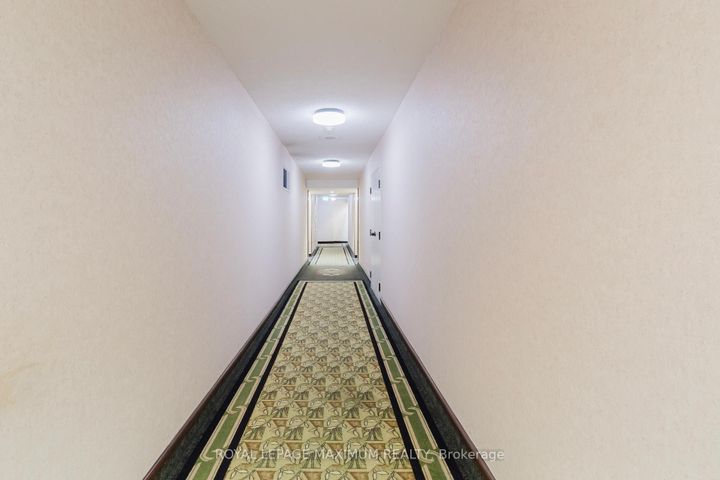 Photo 34 at 1101 - 26 Hanover Road, Queen Street Corridor, Brampton