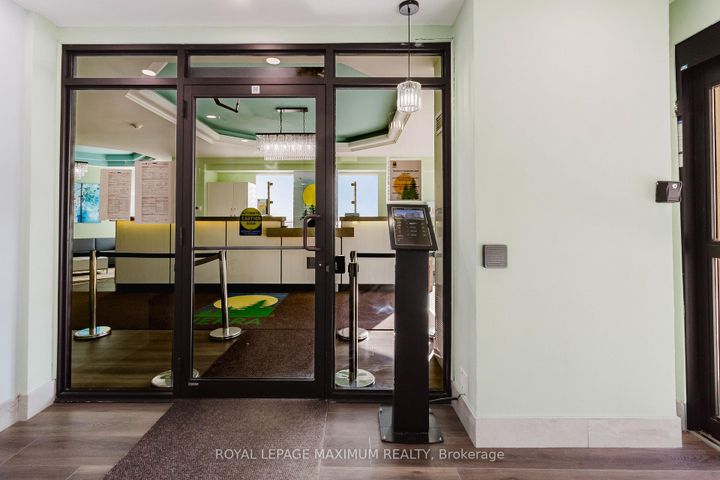 Photo 36 at 1101 - 26 Hanover Road, Queen Street Corridor, Brampton