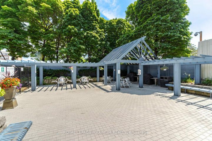 Photo 39 at 1101 - 26 Hanover Road, Queen Street Corridor, Brampton