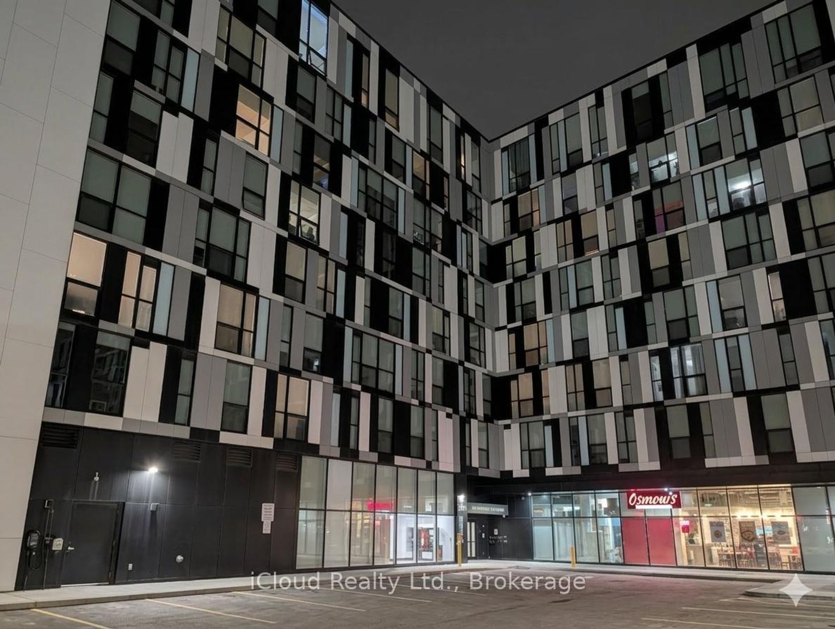 518 - 1900 Simcoe Street N, Samac, Oshawa 